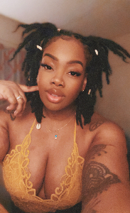 Profile photo for @peaceloveshy