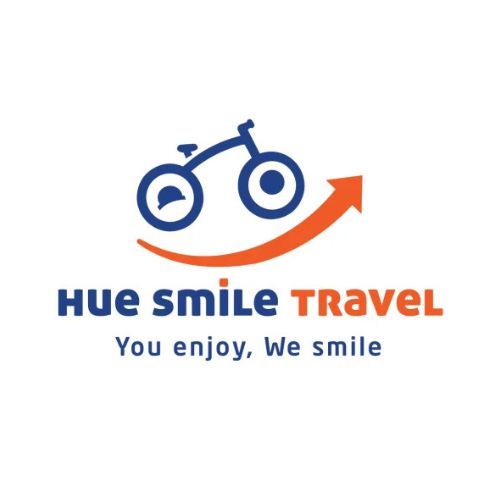 Profile photo for @huesmiletravelbike