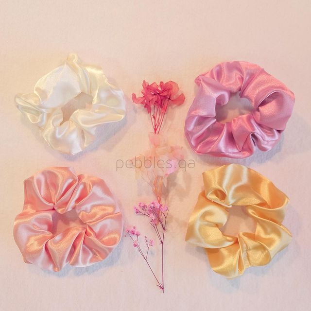 Instagram post: Get a free scrunchie for every purchase of our cotton sleepwear collection.😉 *until supplies last* 🙏🏼 DM for orders and inquiries 💌