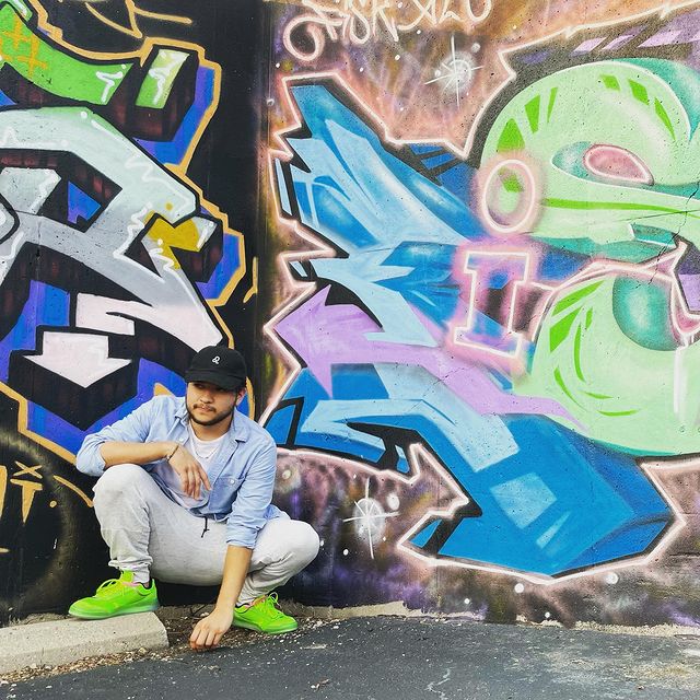 Instagram post: 💚🦋🧃