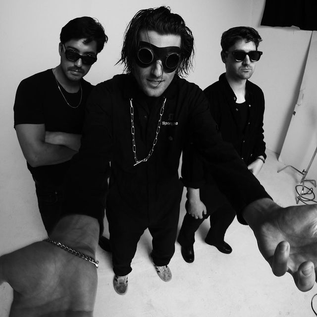 Instagram post: 𝐎𝐜𝐭. 𝟔𝐭𝐡 yo wtf playing with the beasts @lowertar___ and the Sultan @kontravoid. Tix in bio & @dasbunker. Photo by : @studyofnight ...