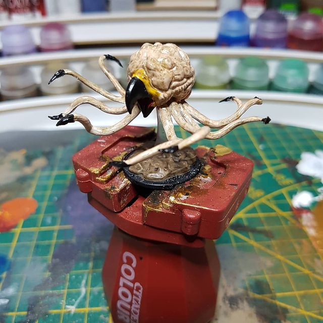 Instagram post: Brainiac Grell! This slimey bird brain was quite easy and fun to paint. Originally I wanted to post the Balor as well but after some pict...