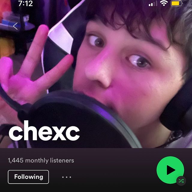 Instagram post: holy😭🤟🏽 #explore #music #kashdami #yvngxchris #artist #flstudio
