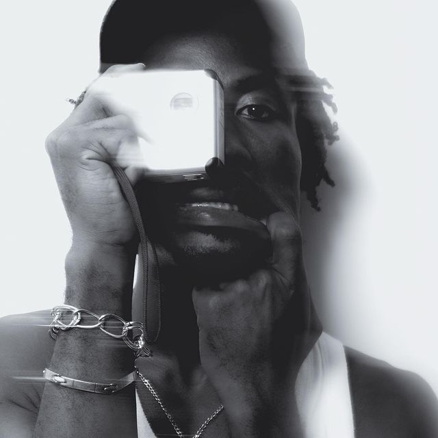 Instagram post: OFF the chain and back on the chain again Masterclass on bounce soon S/o juicy funkyNero Friday cousins #Biggo streaming everywhere thoug...