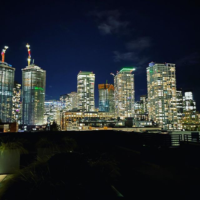 Instagram post: Change your environment. I want to be somewhere with like minded people, somewhere that I can grow and be peaceful. 🏙️🌃