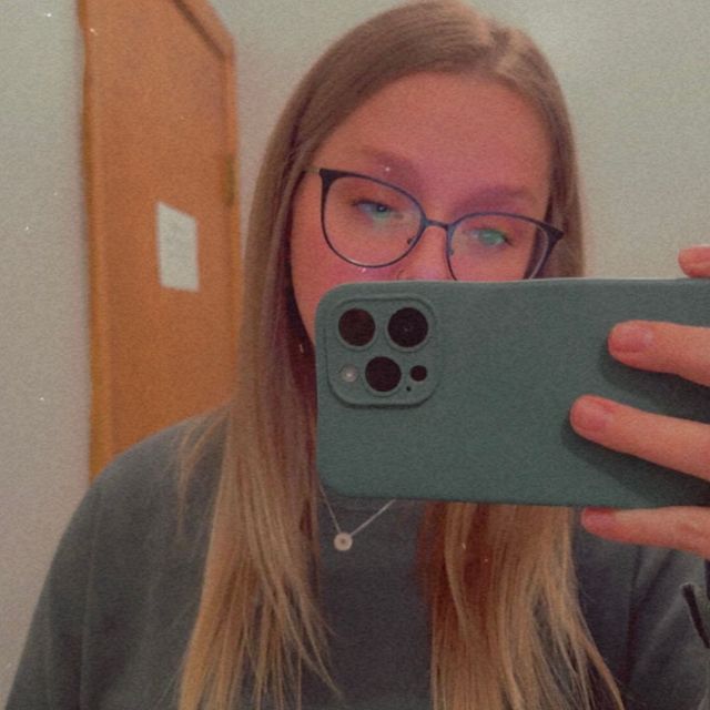 Instagram post: hi i’m still alive